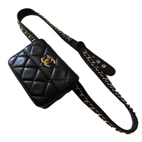 chanel ボーイ シャネル|Chanel belt bag.